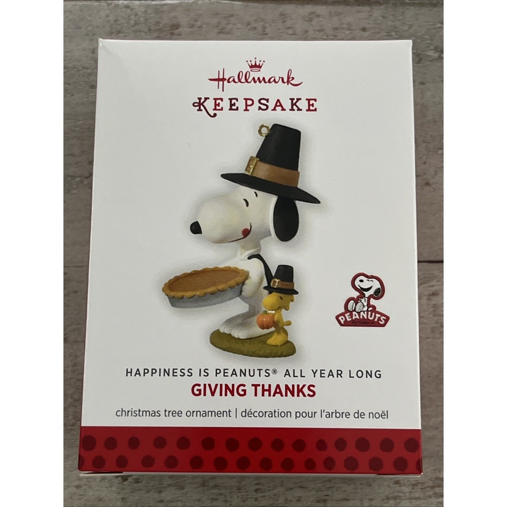 Hallmark Snoopy Giving  Thanks Ornament Happiness is Peanuts Monthly Series #4‎